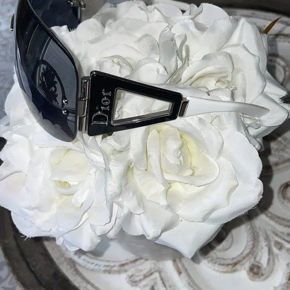 Authentic Vintage Christian Dior Sunglasses❤️ - Picture 8 of 11